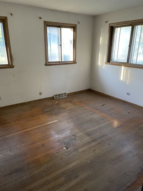 Tiny photo for 441 E adams Street, Elmhurst, IL 60126 (MLS # 12501317)