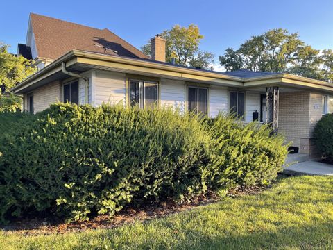 Tiny photo for 441 E adams Street, Elmhurst, IL 60126 (MLS # 12501317)