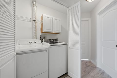 Tiny photo for 5615 Stonybrook Drive, Plainfield, IL 60586 (MLS # 12649721)