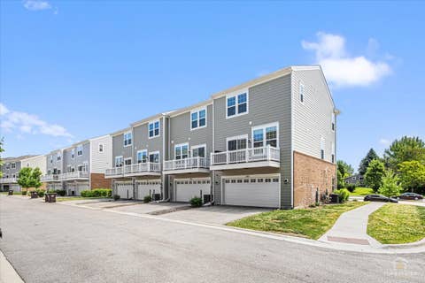 Tiny photo for 197 Canterbury Way, Lake Zurich, IL 60047 (MLS # 12652784)