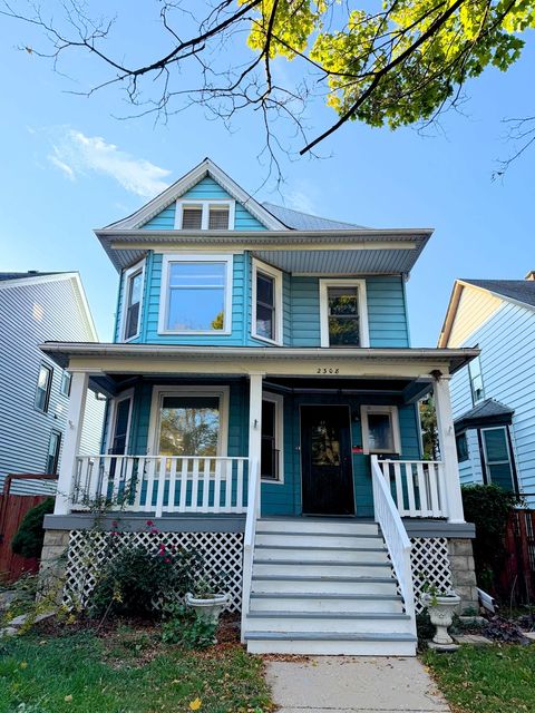 2308 N MONTICELLO Avenue 1 Chicago IL 60647