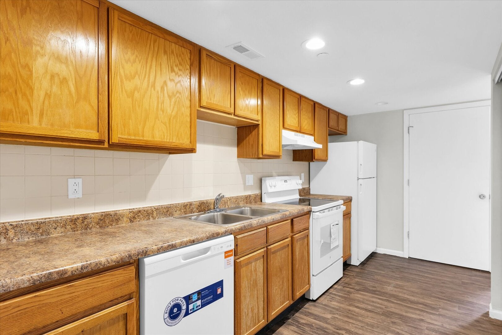 1806 S Cottage Grove Avenue 114