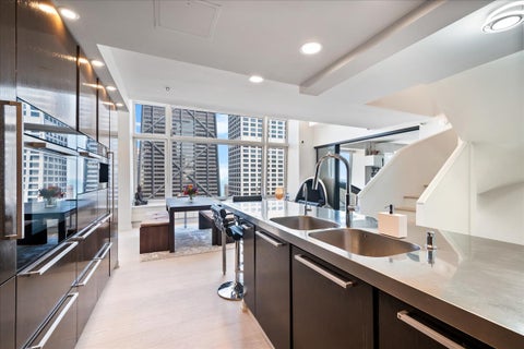 Tiny photo for 161 E Chicago Avenue #24-02, Chicago, IL 60611 (MLS # 12770886)