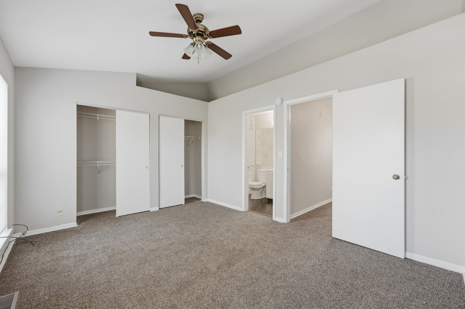 122 Golfview Drive NA