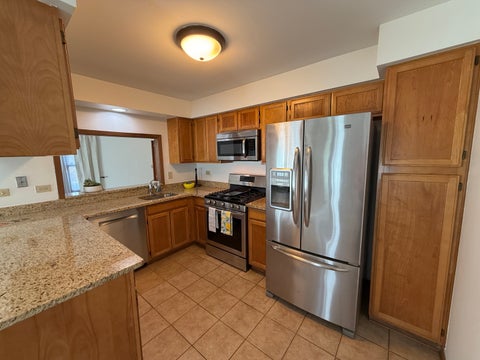 Tiny photo for 266 Greensboro Court #5, Elk Grove Village, IL 60007 (MLS # 12777177)