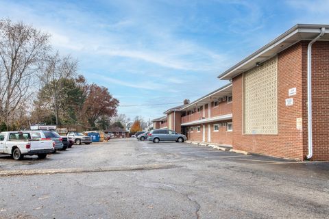 Tiny photo for 1119 E ALGONQUIN Road #11, Arlington Heights, IL 60005 (MLS # 12526114)