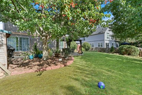 Tiny photo for 381 Gatewood Lane, Grayslake, IL 60030 (MLS # 12479996)