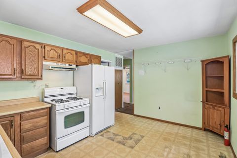 Tiny photo for 91 Bay Road, Fox Lake, IL 60020 (MLS # 12676300)