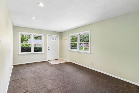 Tiny photo for 91 Bay Road, Fox Lake, IL 60020 (MLS # 12676300)