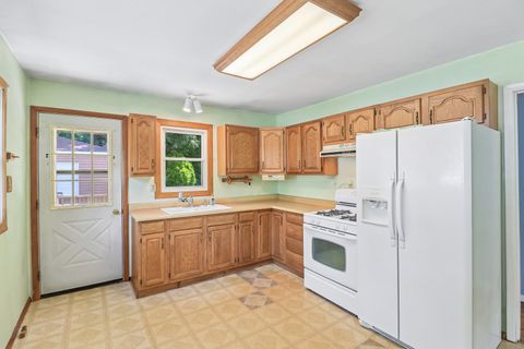 Tiny photo for 91 Bay Road, Fox Lake, IL 60020 (MLS # 12676300)
