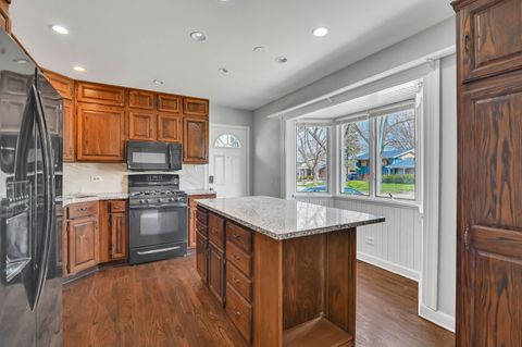 Tiny photo for 2925 188th Place, Lansing, IL 60438 (MLS # 12621064)