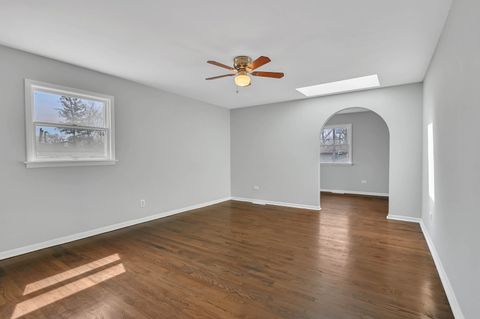 Tiny photo for 2925 188th Place, Lansing, IL 60438 (MLS # 12621064)