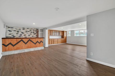 Tiny photo for 2925 188th Place, Lansing, IL 60438 (MLS # 12621064)