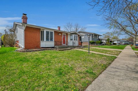 Tiny photo for 2925 188th Place, Lansing, IL 60438 (MLS # 12621064)