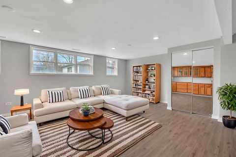 Tiny photo for 2925 188th Place, Lansing, IL 60438 (MLS # 12621064)