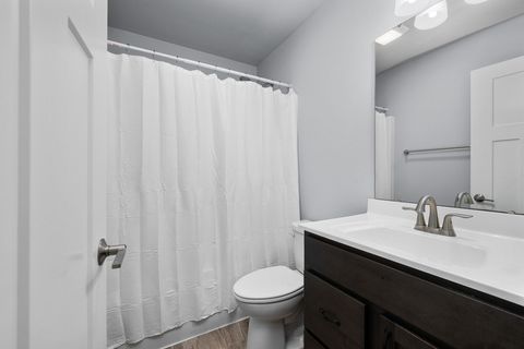 Tiny photo for 125 W Pinehurst Drive, Eldridge, IA 52748 (MLS # 12580804)