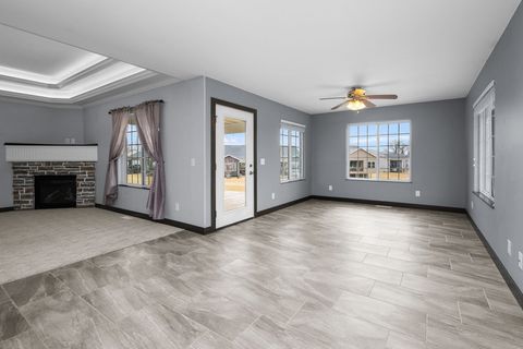 Tiny photo for 125 W Pinehurst Drive, Eldridge, IA 52748 (MLS # 12580804)