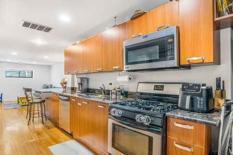 Tiny photo for 5700 N Maplewood Avenue #G, Chicago, IL 60659 (MLS # 12527065)