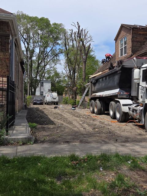 6540 S Laflin Street Chicago IL 60636