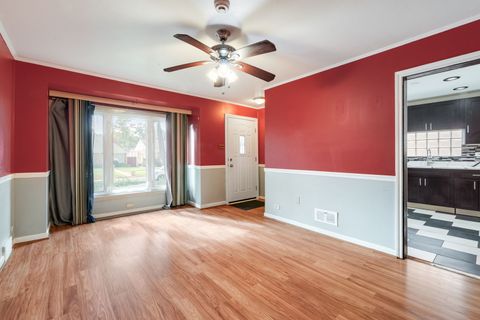 Tiny photo for 117 Morris Avenue, Bellwood, IL 60104 (MLS # 12487757)