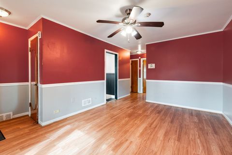 Tiny photo for 117 Morris Avenue, Bellwood, IL 60104 (MLS # 12487757)