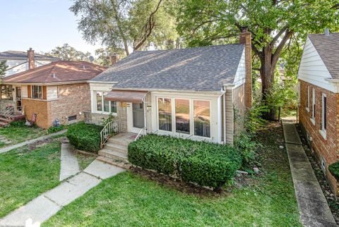 Photo of 117 Morris Avenue, Bellwood, IL 60104 (MLS # 12487757)