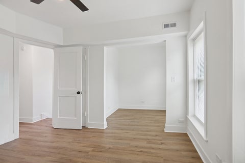 Tiny photo for 7000 S Eberhart Avenue, Chicago, IL 60637 (MLS # 12773573)