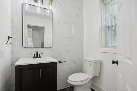 Tiny photo for 7000 S Eberhart Avenue, Chicago, IL 60637 (MLS # 12773573)