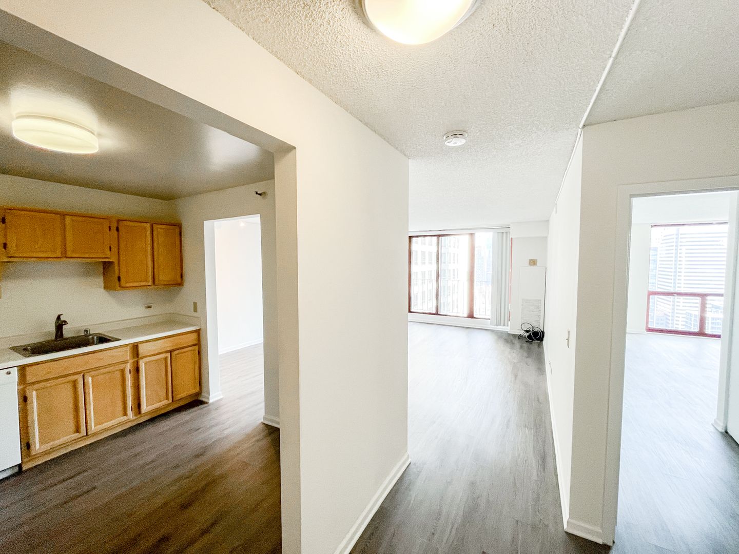 200 N DEARBORN Street 4504