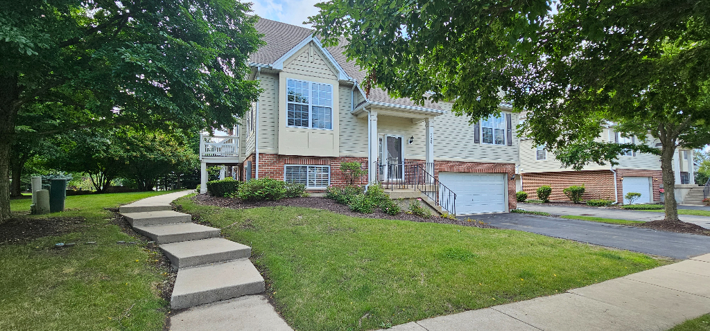 Photo 1 of 15 of 325 Timber Ridge Court townhome