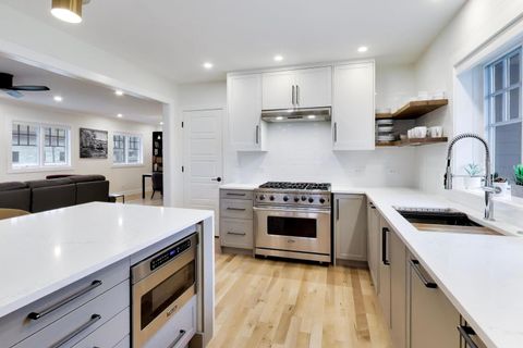 Tiny photo for 2480 Saint Johns Avenue, Highland Park, IL 60035 (MLS # 12581083)