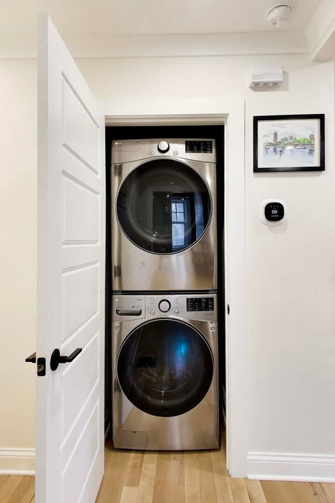 Tiny photo for 2480 Saint Johns Avenue, Highland Park, IL 60035 (MLS # 12581083)