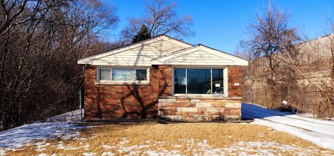 Photo of 4118 W Midlothian Avenue, Robbins, IL 60472 (MLS # 12578695)