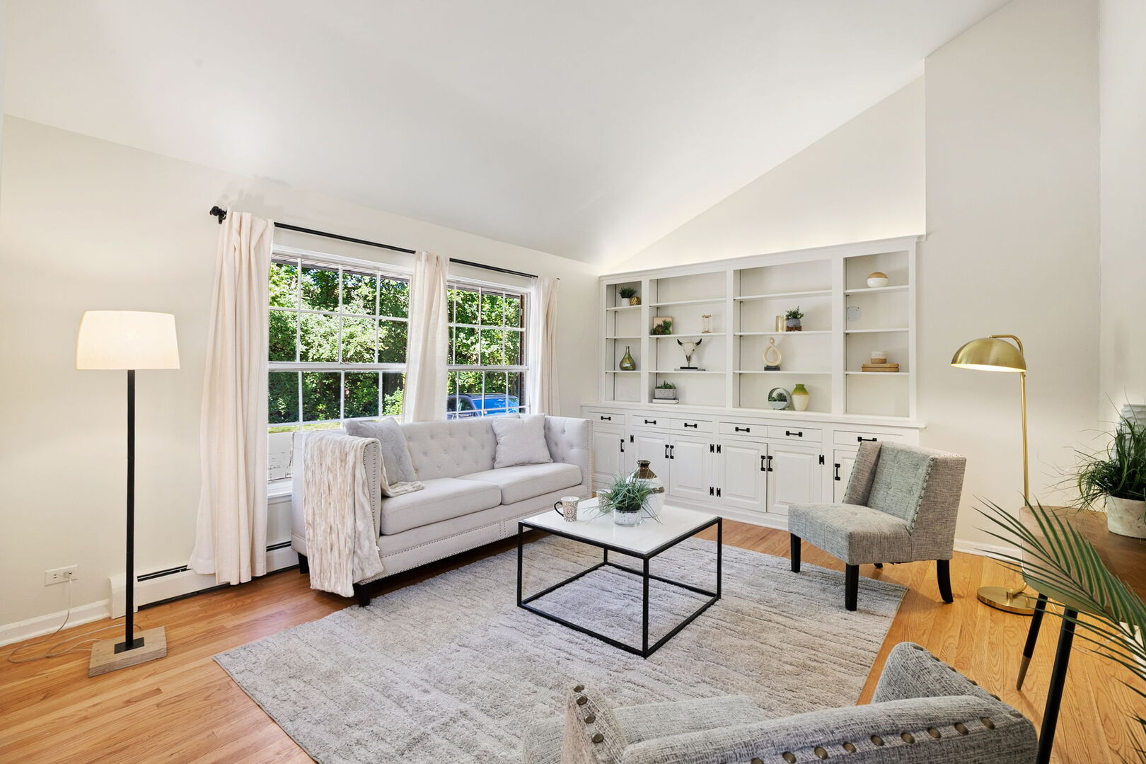 12 Robin Hood Lane 12