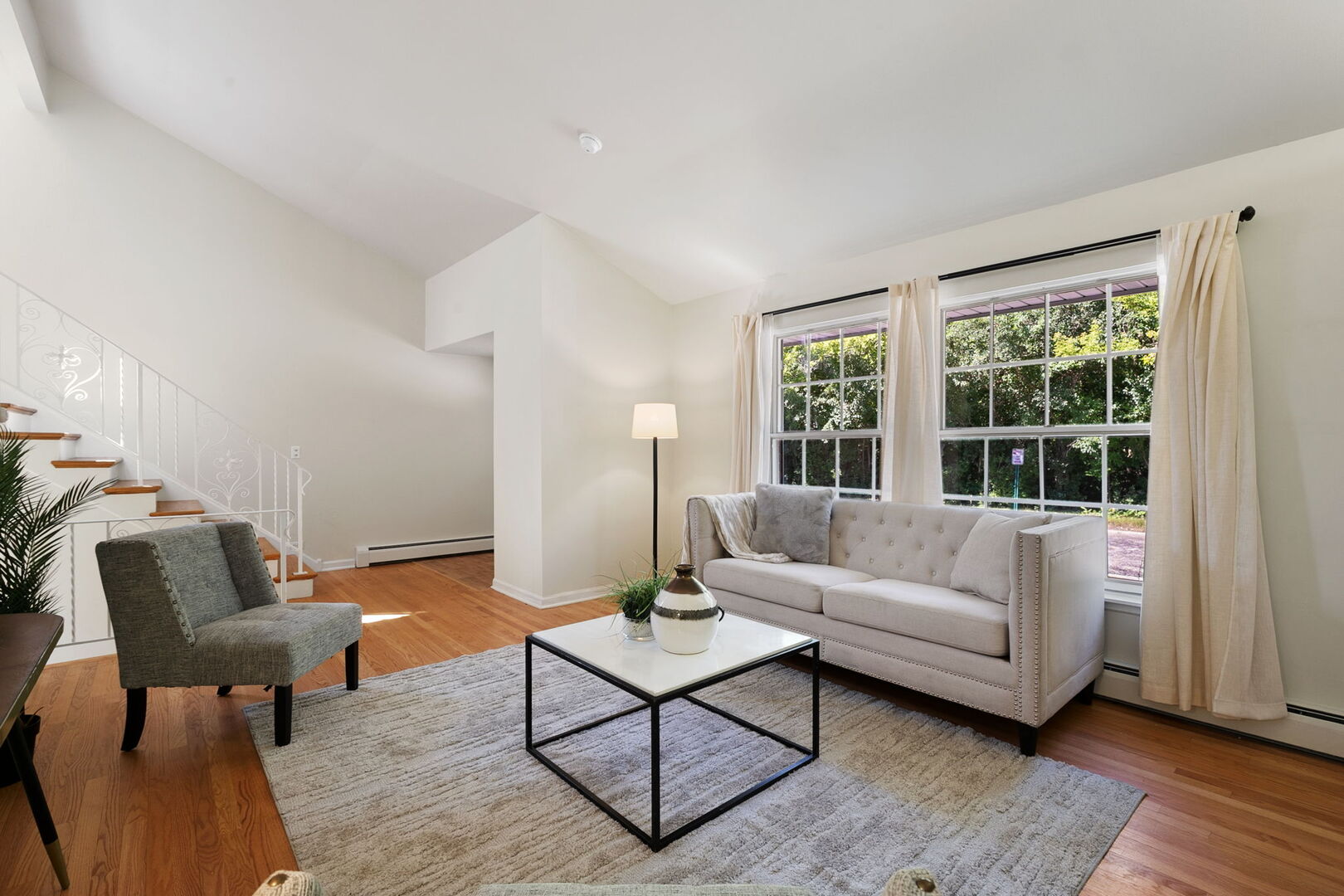 12 Robin Hood Lane 12