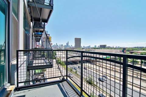 Tiny photo for 1224 W Van Buren Street #506, Chicago, IL 60607 (MLS # 12587127)