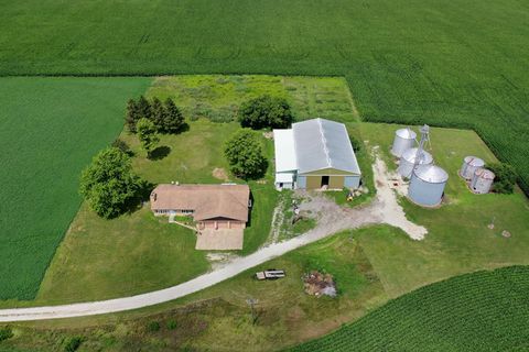 Tiny photo for 3740 N 1300e Road, Kempton, IL 60946 (MLS # 12438440)
