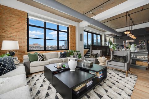 Tiny photo for 850 W Adams Street #7C, Chicago, IL 60607 (MLS # 12488485)