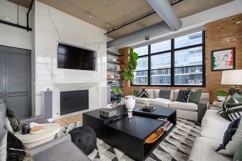 Tiny photo for 850 W Adams Street #7C, Chicago, IL 60607 (MLS # 12488485)