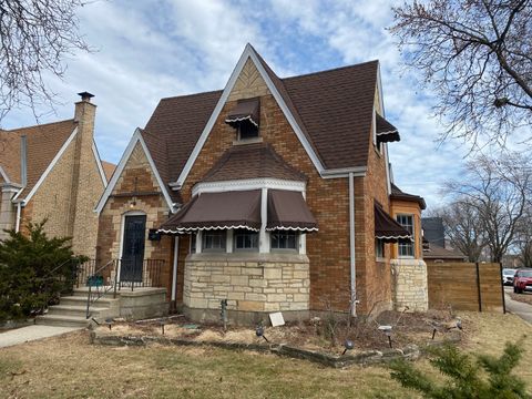Photo of 3301 N Newcastle Avenue, Chicago, IL 60634 (MLS # 12607935)