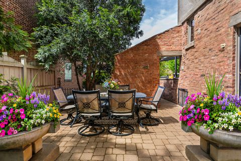 Tiny photo for 1212 Woodbine Avenue, Oak Park, IL 60302 (MLS # 12641808)