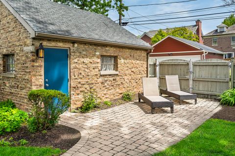 Tiny photo for 1212 Woodbine Avenue, Oak Park, IL 60302 (MLS # 12641808)