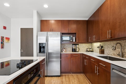 Tiny photo for 737 W WASHINGTON Boulevard #704, Chicago, IL 60661 (MLS # 12729971)
