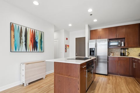 Tiny photo for 737 W WASHINGTON Boulevard #704, Chicago, IL 60661 (MLS # 12729971)