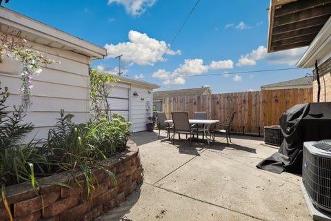 Tiny photo for 7751 Massasoit Avenue, Burbank, IL 60459 (MLS # 12739164)