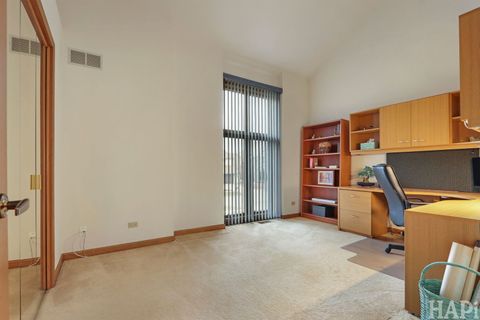 Tiny photo for 1221 Golf View Drive, Woodridge, IL 60517 (MLS # 12575050)