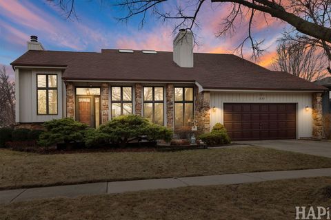 Tiny photo for 1221 Golf View Drive, Woodridge, IL 60517 (MLS # 12575050)