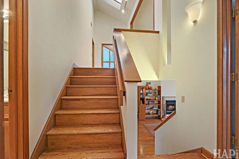 Tiny photo for 1221 Golf View Drive, Woodridge, IL 60517 (MLS # 12575050)