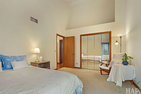 Tiny photo for 1221 Golf View Drive, Woodridge, IL 60517 (MLS # 12575050)