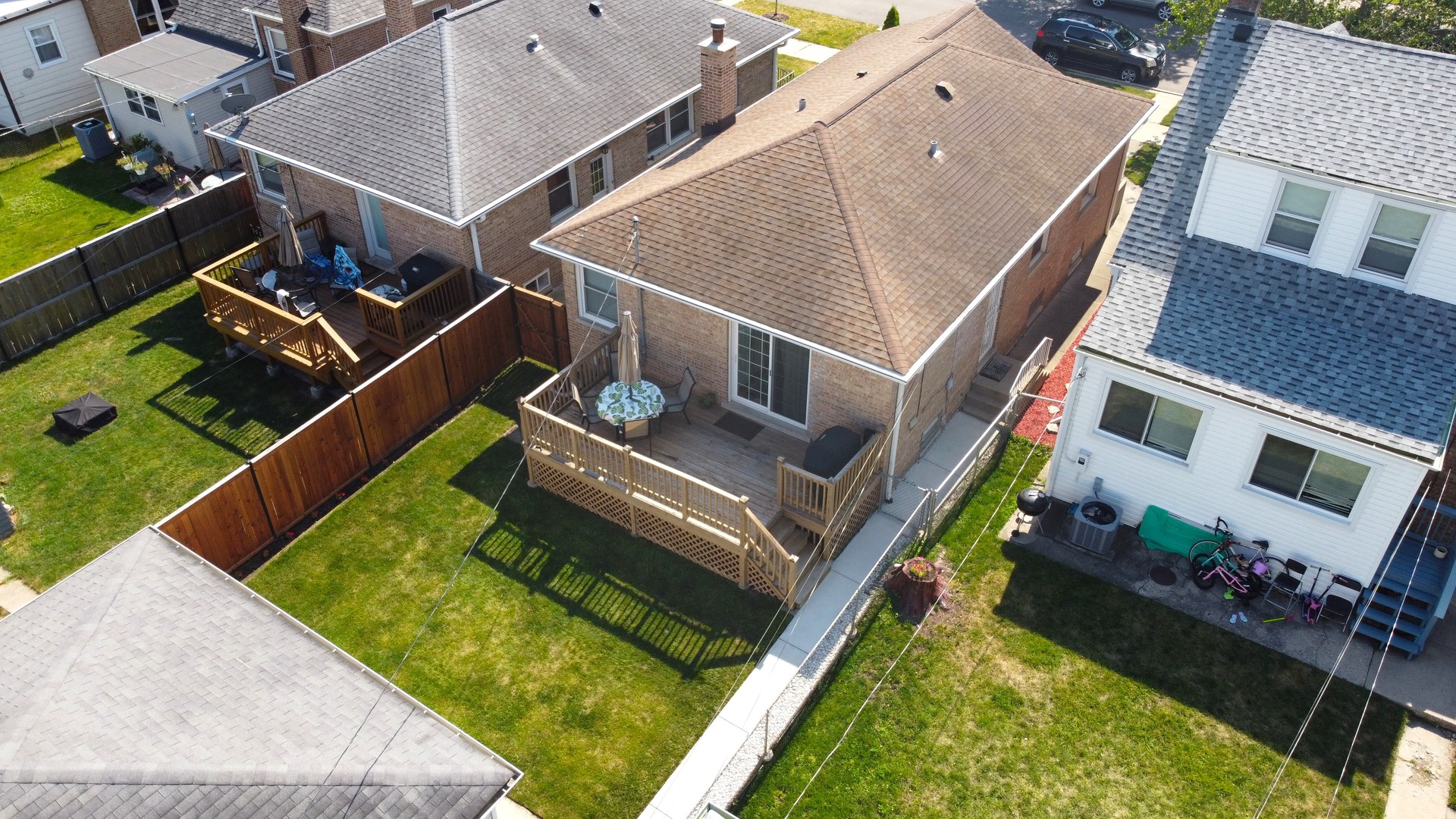 5045 N Melvina Avenue